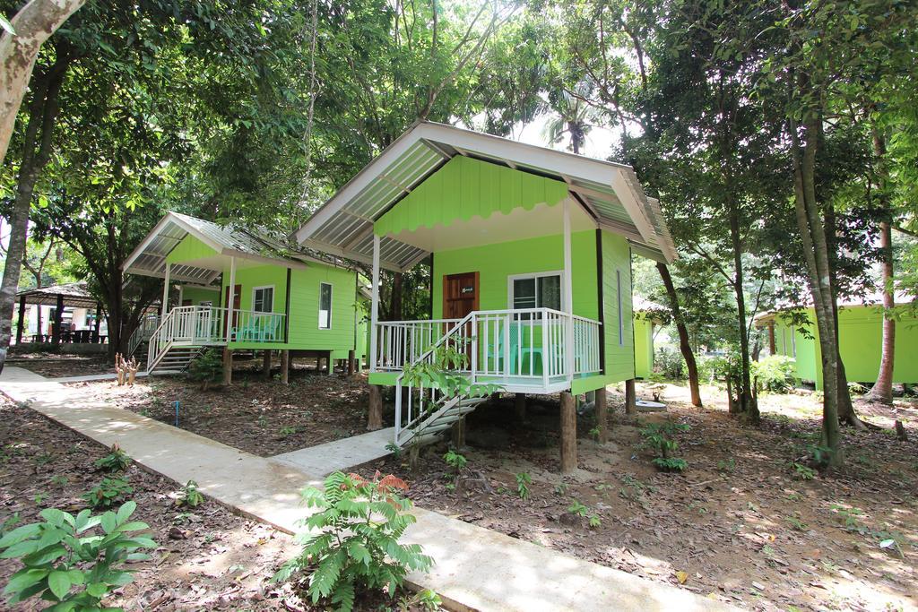 Koh Phayam Greentawan Resort Room photo